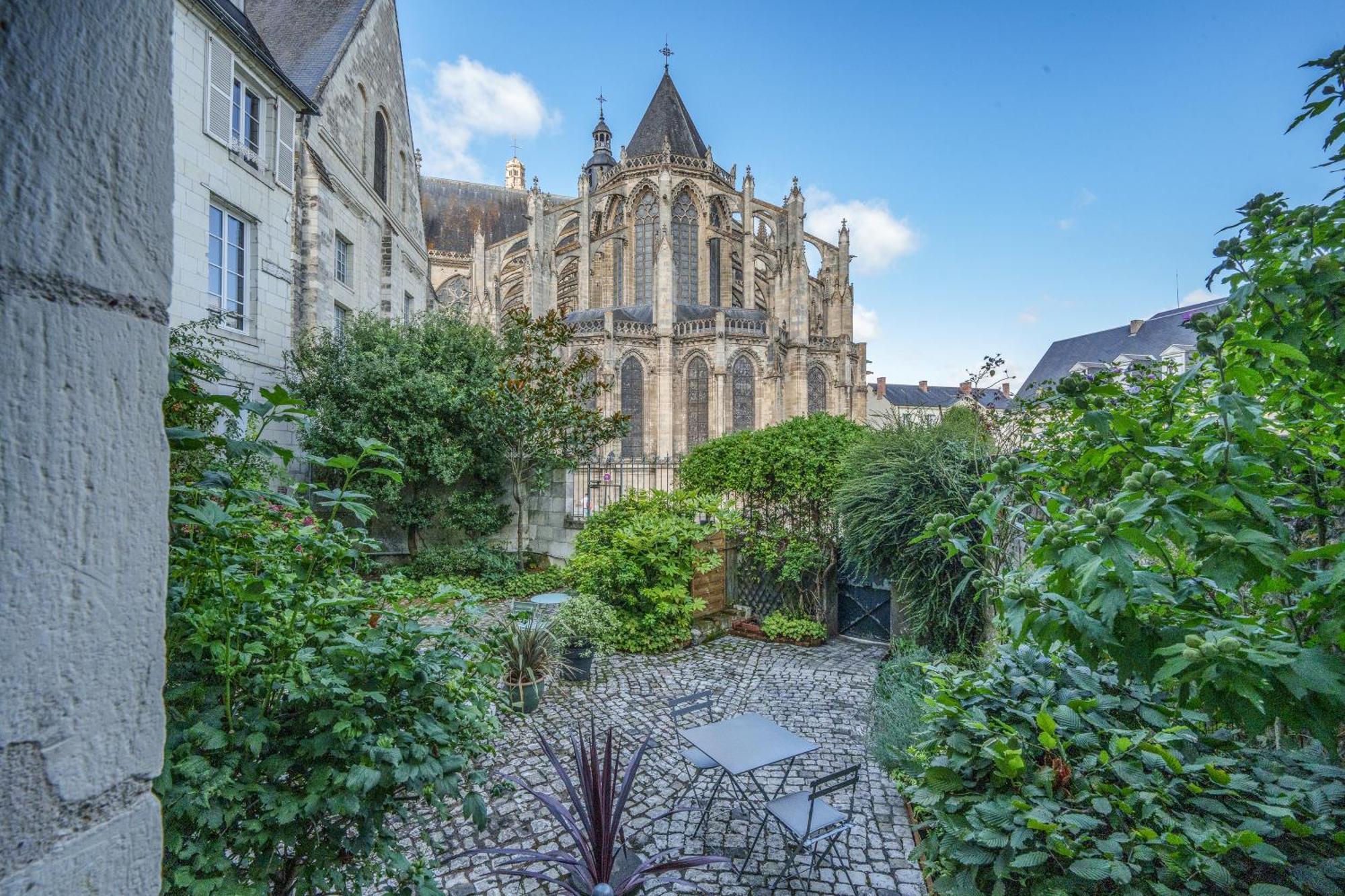Appartement Raffine Vue Cathedrale, Jardin, Wifi Тур Екстериор снимка