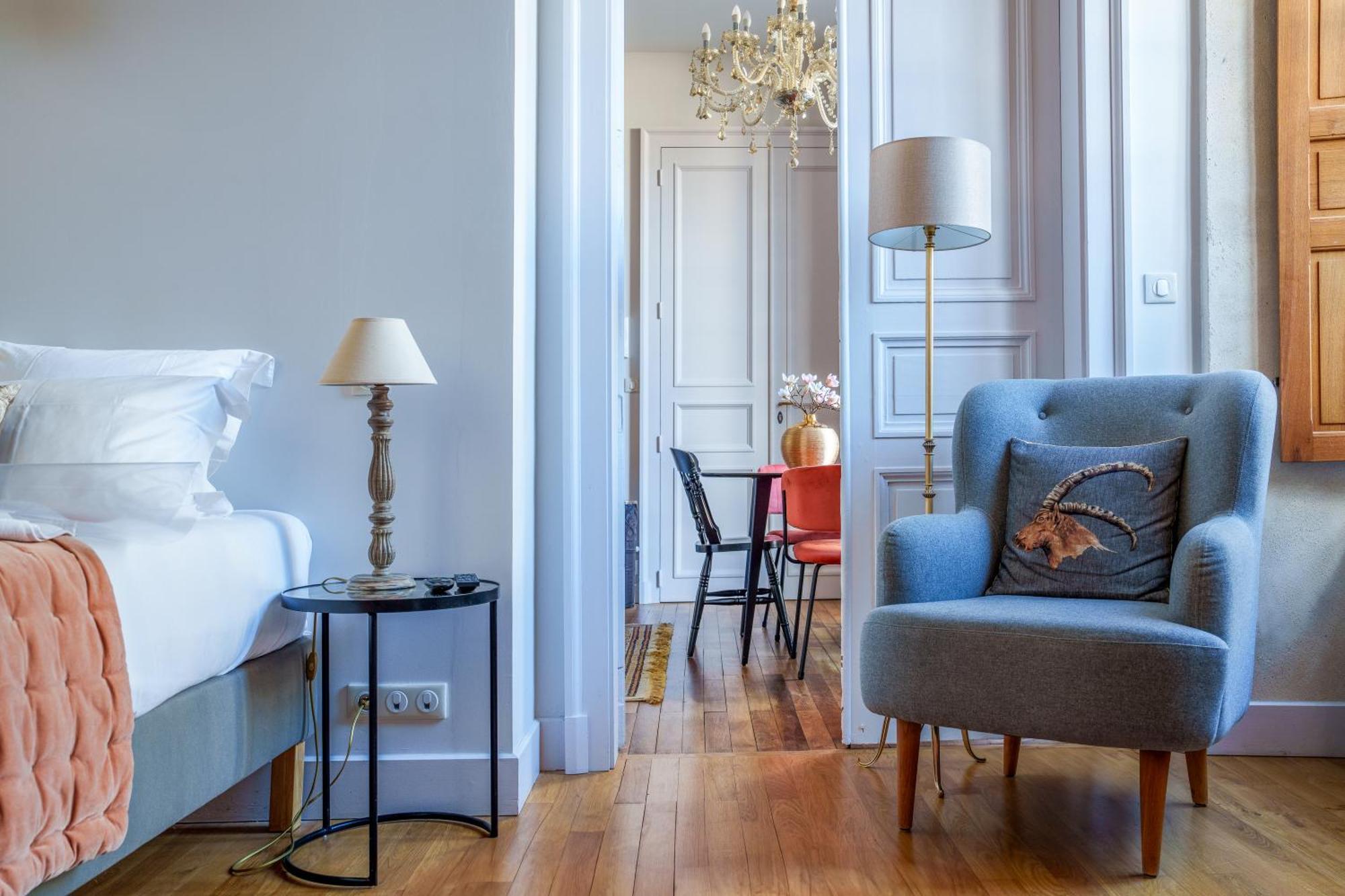 Appartement Raffine Vue Cathedrale, Jardin, Wifi Тур Екстериор снимка