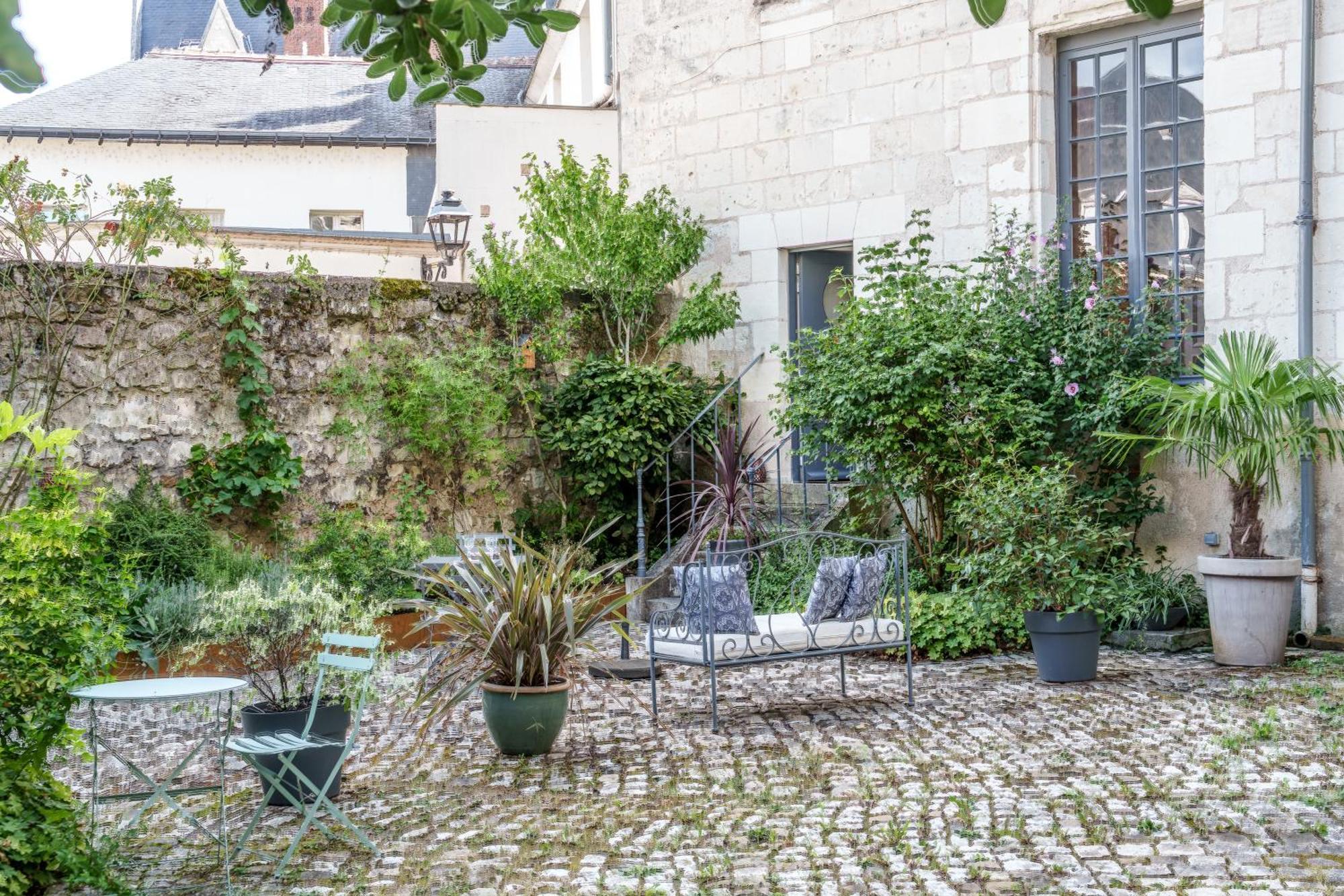 Appartement Raffine Vue Cathedrale, Jardin, Wifi Тур Екстериор снимка