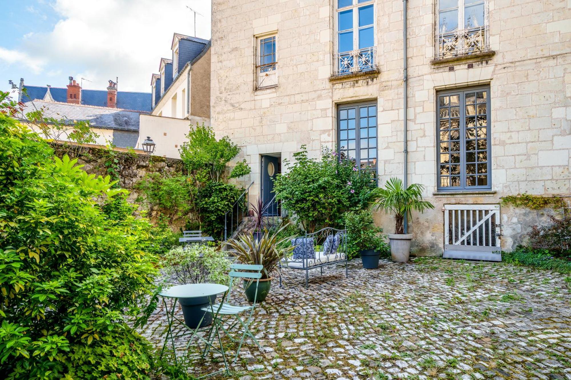 Appartement Raffine Vue Cathedrale, Jardin, Wifi Тур Екстериор снимка