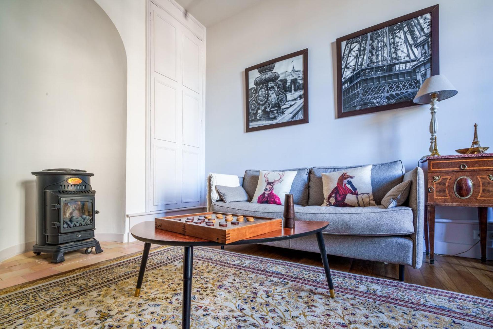 Appartement Raffine Vue Cathedrale, Jardin, Wifi Тур Екстериор снимка