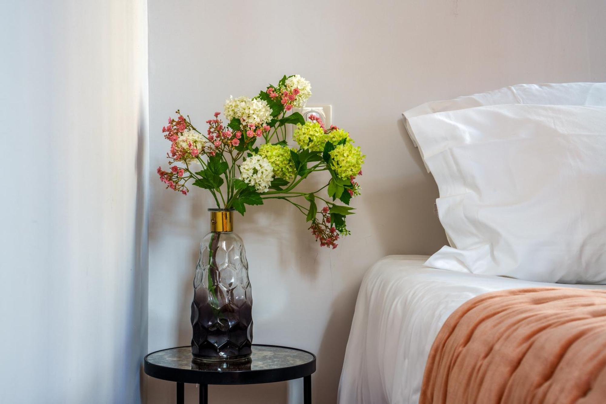 Appartement Raffine Vue Cathedrale, Jardin, Wifi Тур Екстериор снимка
